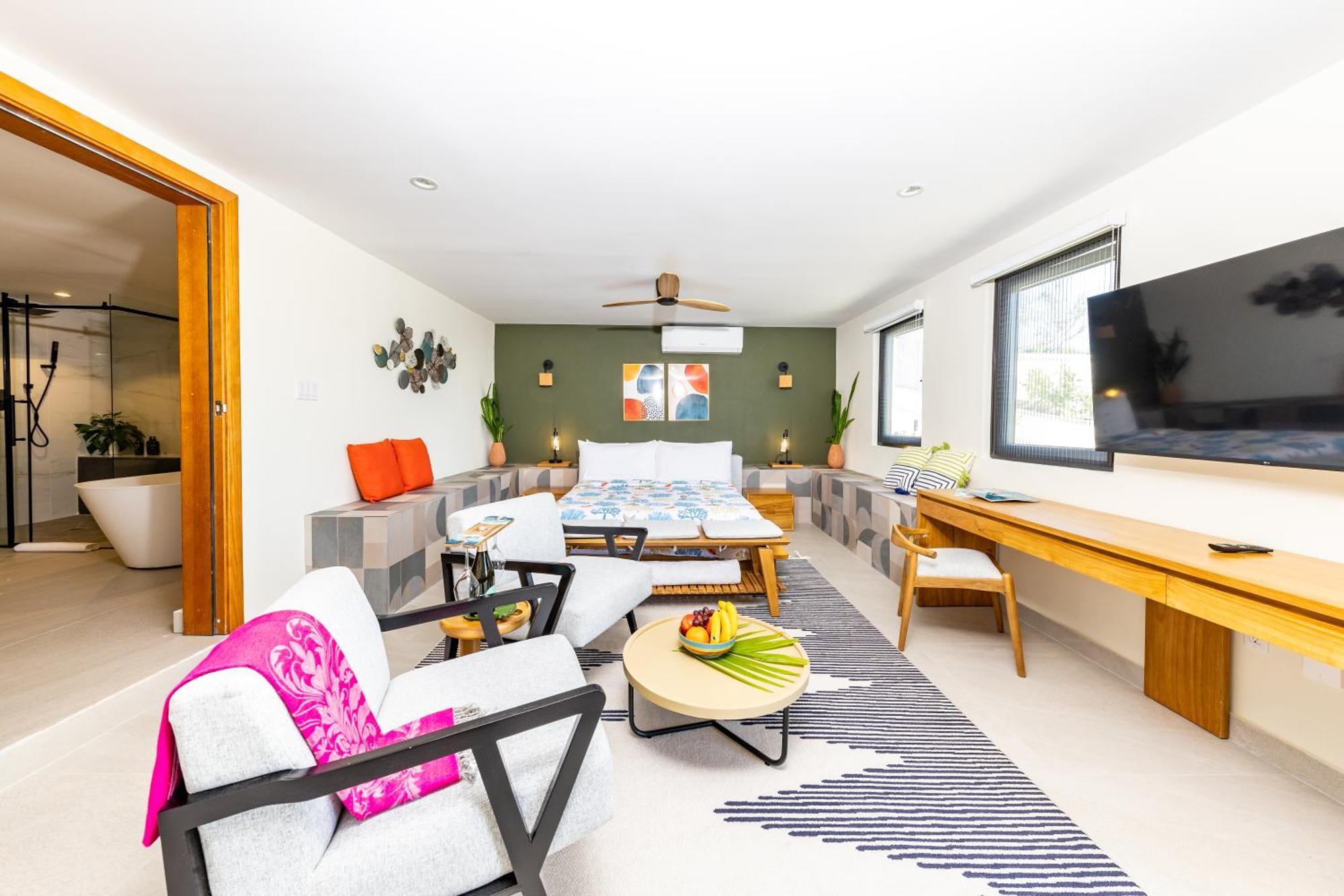 Jade I Long Bay Retreat I Luxury Stay Near Grace Bay & Long Bay Beach Exterior photo