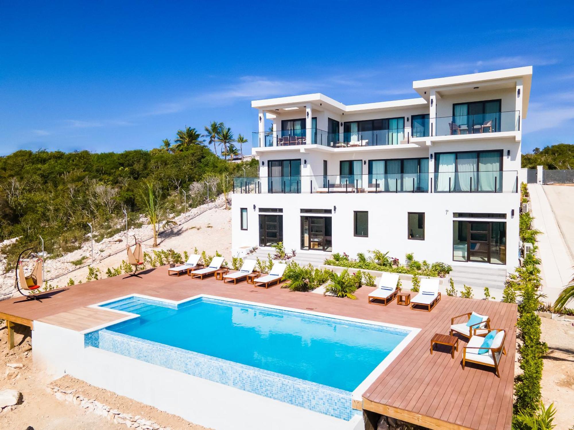Jade I Long Bay Retreat I Luxury Stay Near Grace Bay & Long Bay Beach Exterior photo